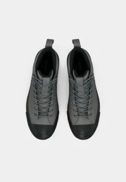 Converse CHUCK TAYLOR ALL STAR HIKER UNISEX - High-top Trainers - Sharkskin/black 11 Converse CHUCK TAYLOR ALL STAR HIKER UNISEX - High-top Trainers - Sharkskin/black -Converse Store e5921b3a7b134301a33fbcde776af05d