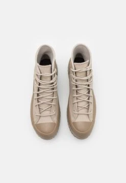 Converse Chuck Taylor All Star Lugged 2.0 Counter Climate Unisex - High-Top Trainers - Papyrus/Sandalwood/Black -Converse Store e7554f20c44847d9a52b2bdc50213ebb