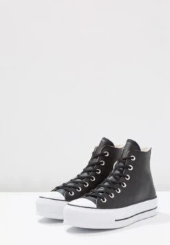 Converse Chuck Taylor All Star Lift Clean - High-Top Trainers - Black/White -Converse Store e9270e63b09a4ac0b17f7c7b7c9e0f1f