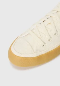 Converse CHUCK TAYLOR ALL STAR UNISEX - Trainers - Egret/gum -Converse Store ea42f979f7624b509d2e967cda960412