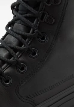 Converse Chuck Taylor All Star Terrain Utility - High-Top Trainers - Black -Converse Store eef370e25d4c46309ccf84e4e6a1ba80