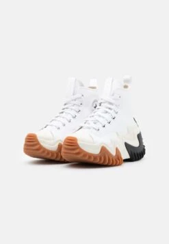 Converse Run Star Motion Canvas Platform Unisex - High-Top Trainers - White/Black/Honey -Converse Store ef4c57c60547473f853119ceb0652e1f