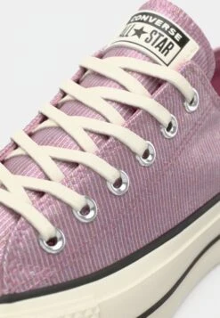Converse CHUCK TAYLOR ALL STAR LIFT - Trainers - Cliffside Rose/egret/black -Converse Store f9fe4c7e6937458382b514c92669e141