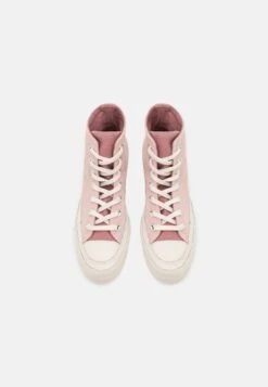 Converse Chuck 70- High-Top Trainers - Pink Sage/Night Flamingo 11 Converse Chuck 70- High-Top Trainers - Pink Sage/Night Flamingo -Converse Store fcf3b65356ad4f96bae0c9a7f8dc2c33
